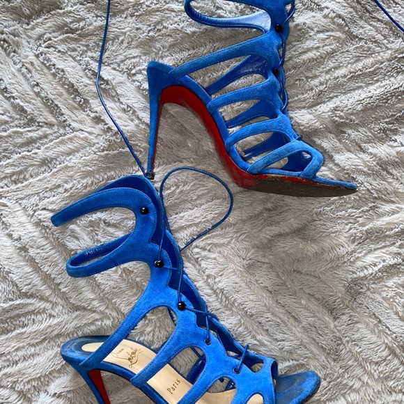 Christian Louboutin Amazulo 37.5 - Picture 2 of 5